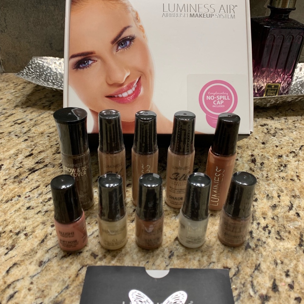 🚫 SOLD 🚫 Luminess Airbrush